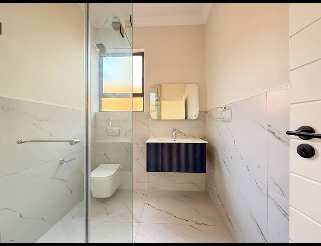 3 BEDROOM TOWNHOUSE FOR SALE IN SALT ROCK